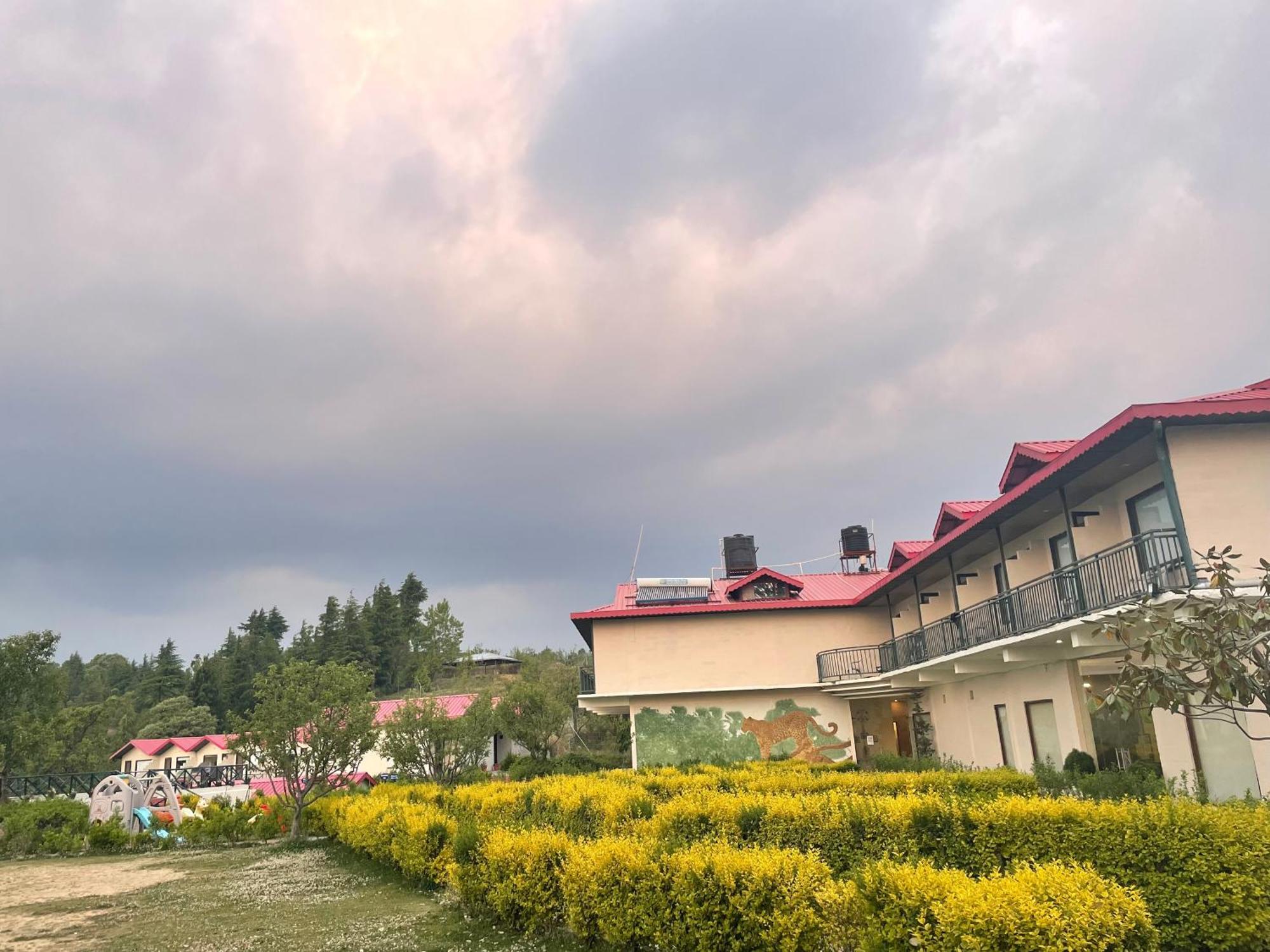 Vue Magique Resort Chail Exteriér fotografie